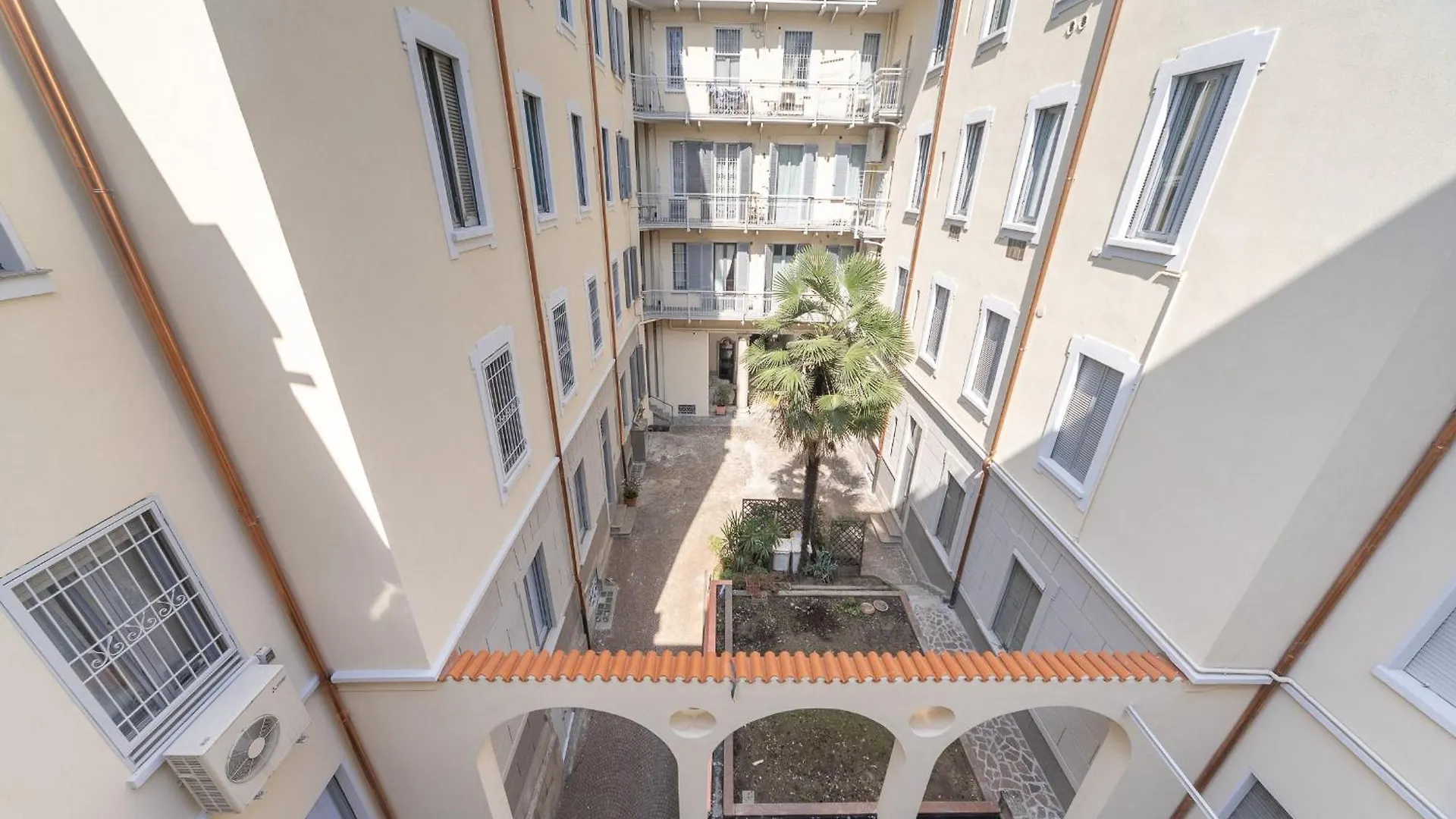 Stunning & Central 1Bdr With Terrace In Cadorna Area By Rentopolis Milano