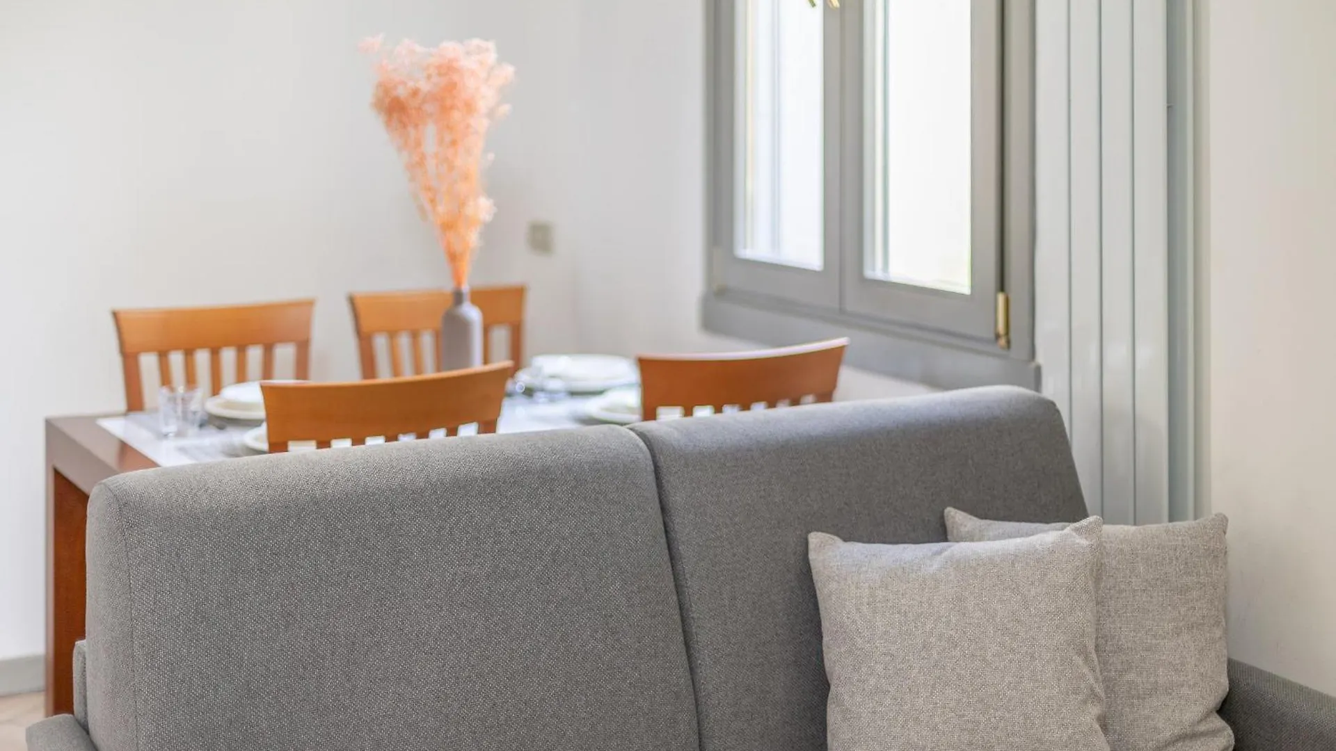 Stunning & Central 1Bdr With Terrace In Cadorna Area By Rentopolis Milano Appartamento