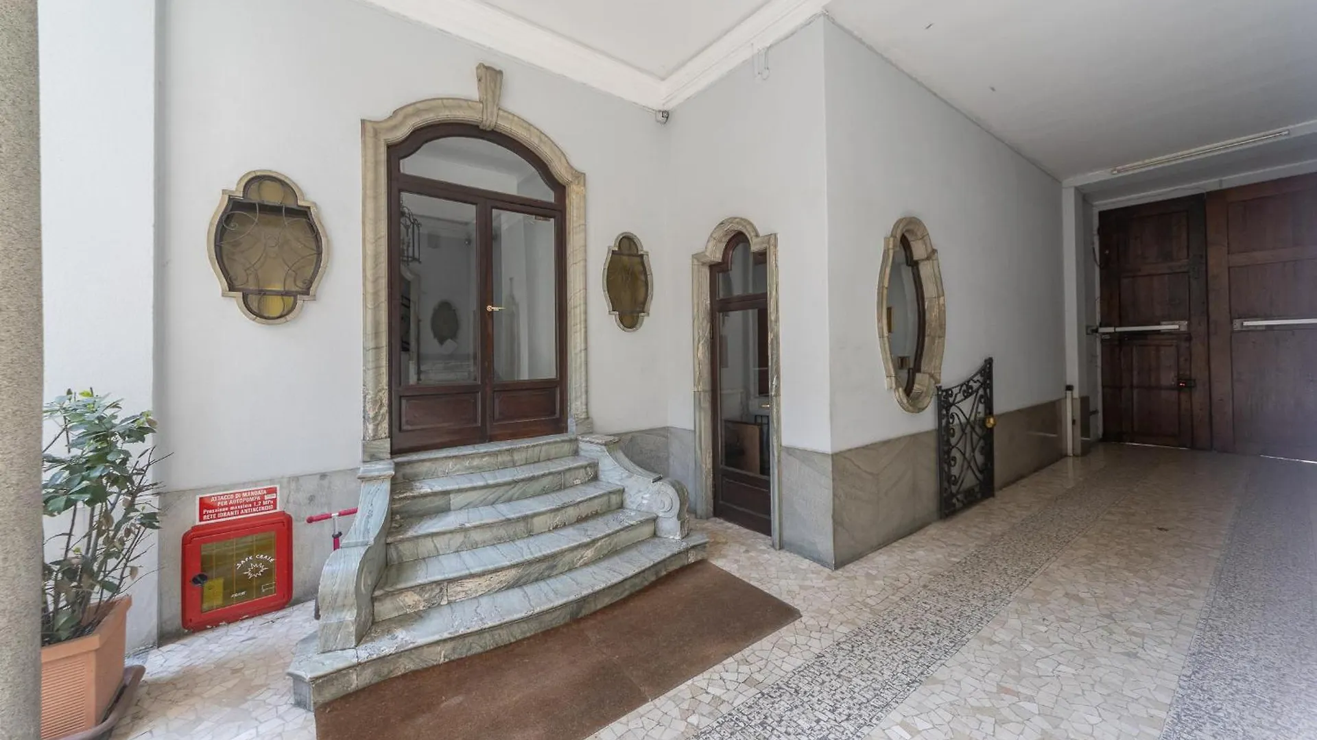 Stunning & Central 1Bdr With Terrace In Cadorna Area By Rentopolis Milano Appartamento