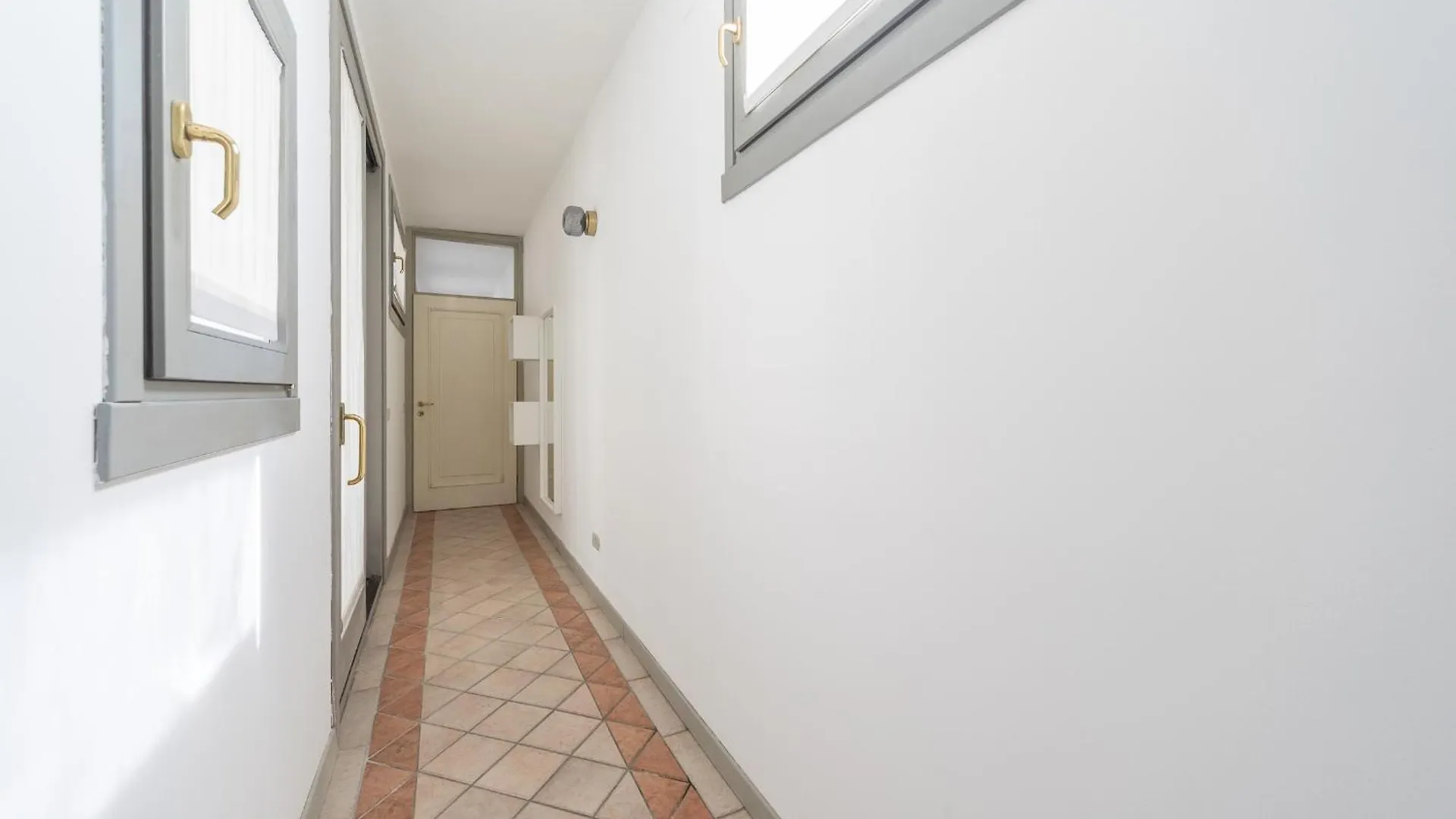 Stunning & Central 1Bdr With Terrace In Cadorna Area By Rentopolis Milan Apartment