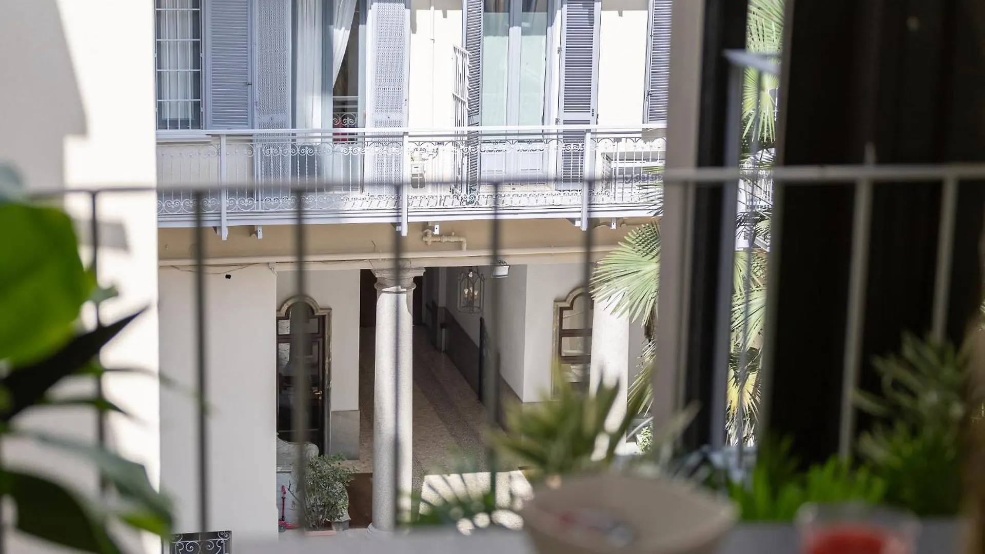 Apartment Stunning & Central 1Bdr With Terrace In Cadorna Area By Rentopolis Milan Italy