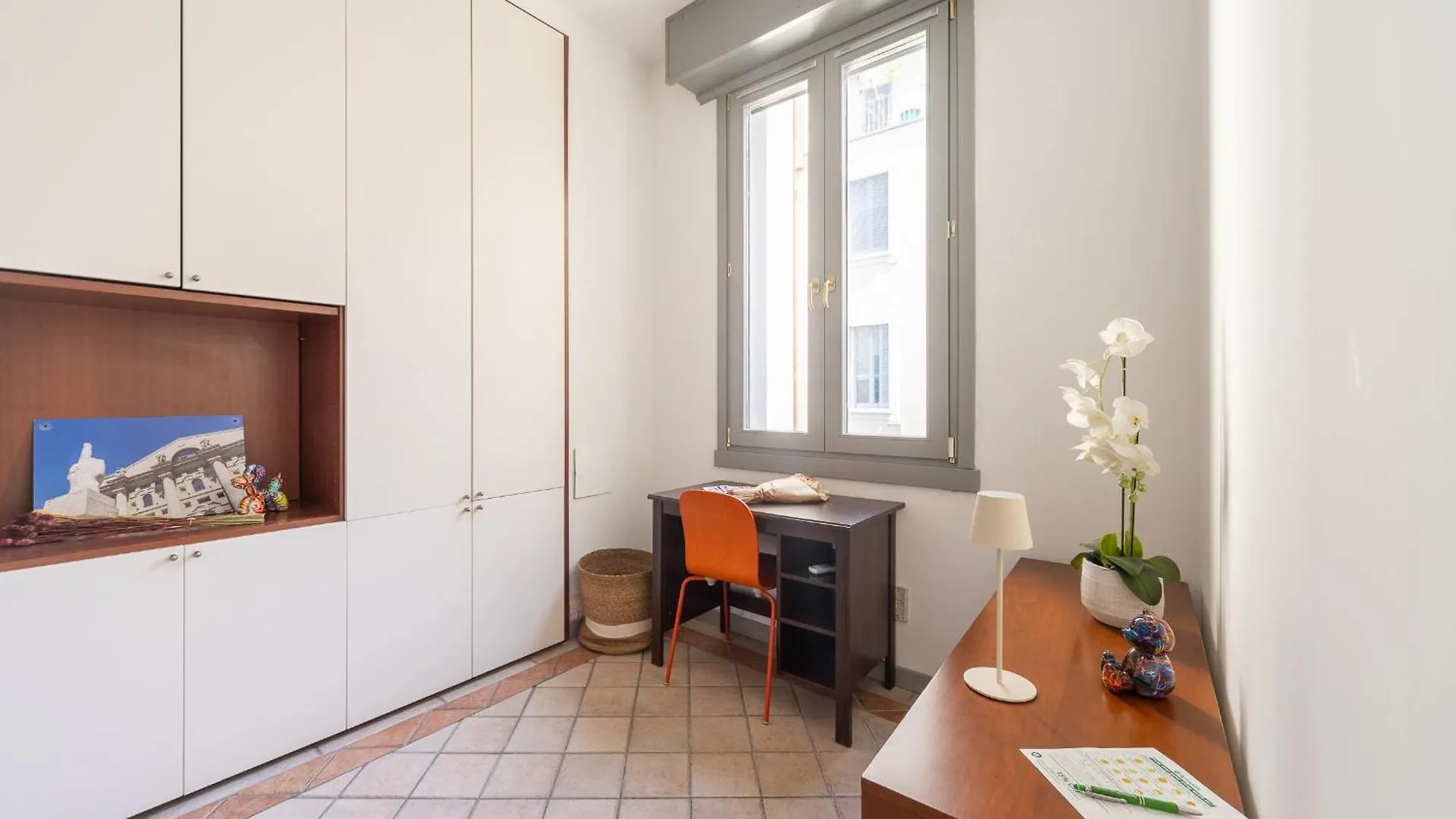 Stunning & Central 1Bdr With Terrace In Cadorna Area By Rentopolis Milan