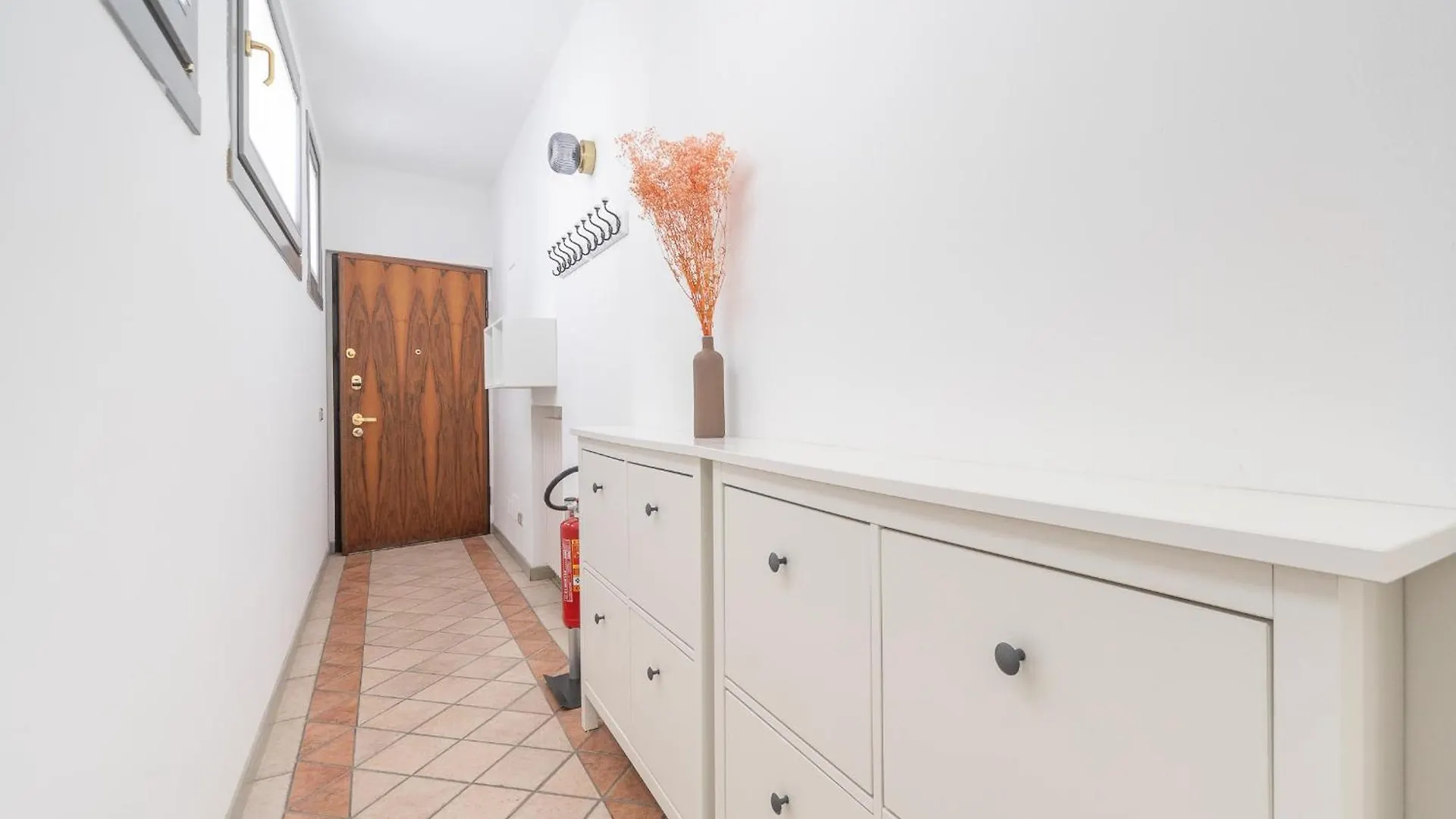 Stunning & Central 1Bdr With Terrace In Cadorna Area By Rentopolis Milan Apartment
