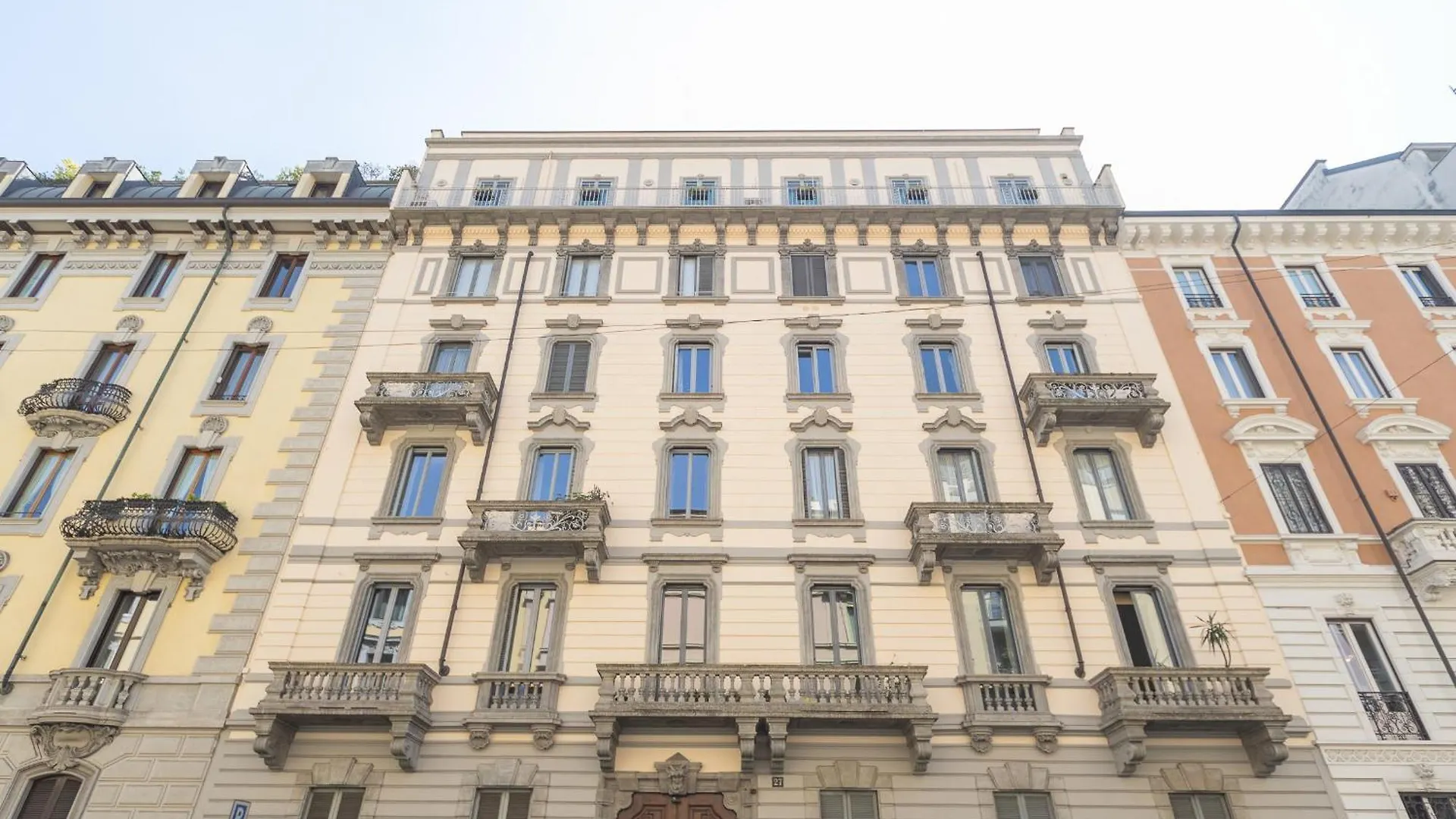 Stunning & Central 1Bdr With Terrace In Cadorna Area By Rentopolis Milan Italy